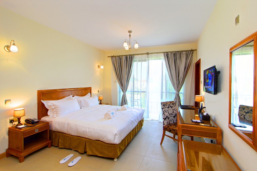 Lotos Inn & Suites